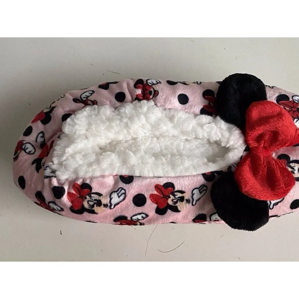 Disney Minnie Mouse Ears Bow Fuzzy‎ Babba Women’s Slipper Socks Sz S/M 5.5/7.5